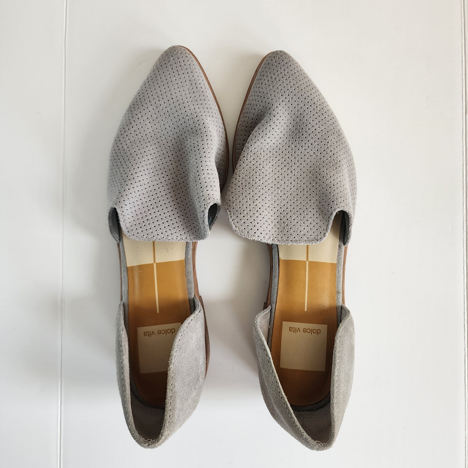 Dolce Vita Kelsa Women’s Slip On Size 6M Gray Sued Casual Workwear Flats