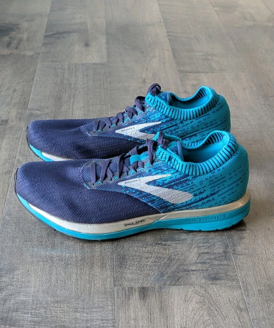 Brooks Ricochet Running Shoes Womens Size 9.5 Blue Teal DNA AMP Athletic Sneaker