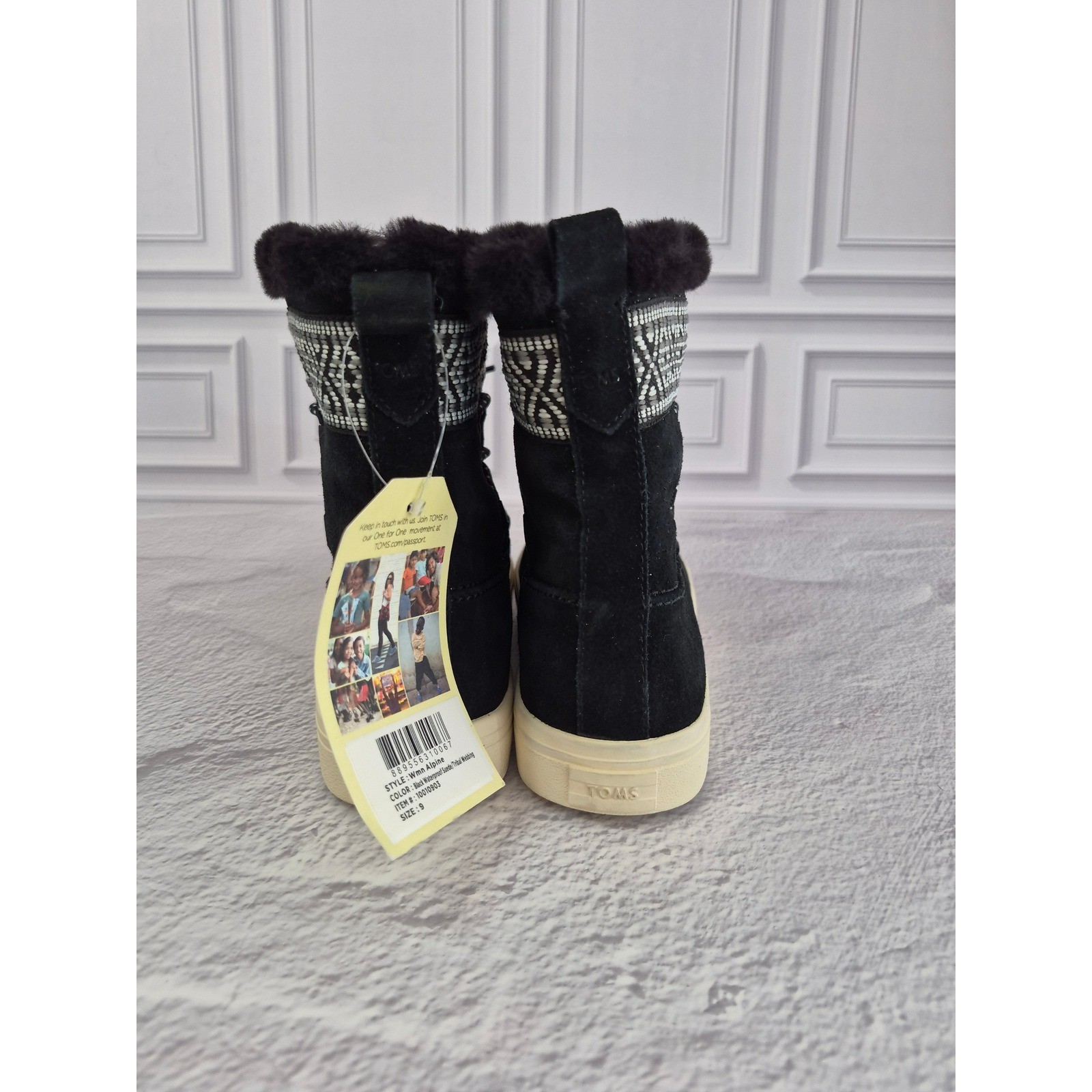 TOMS Alpine Black Suede Faux Fur Trim Lace Up Winter Boots Womens 9 10010903