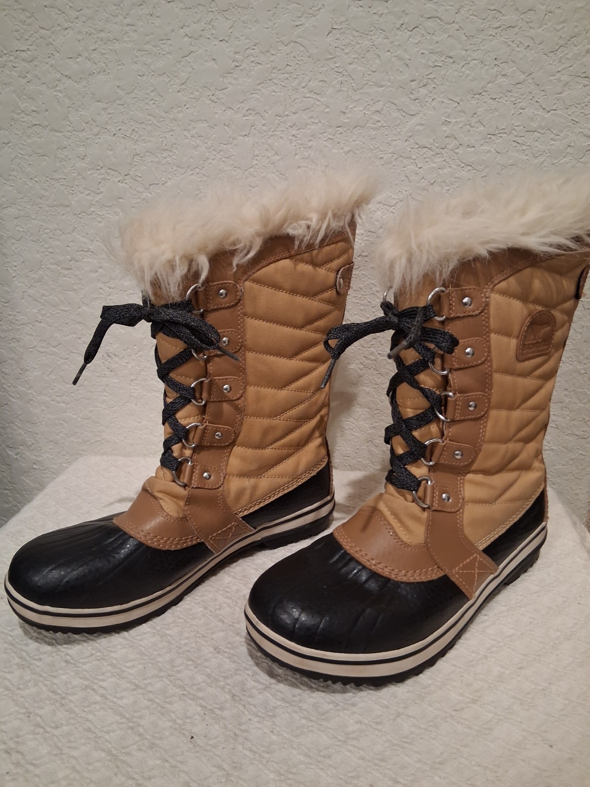 Sorel Tofino II Winter Boots Quilted Textile & Leather Upper, Faux Fur Trim Sz 7