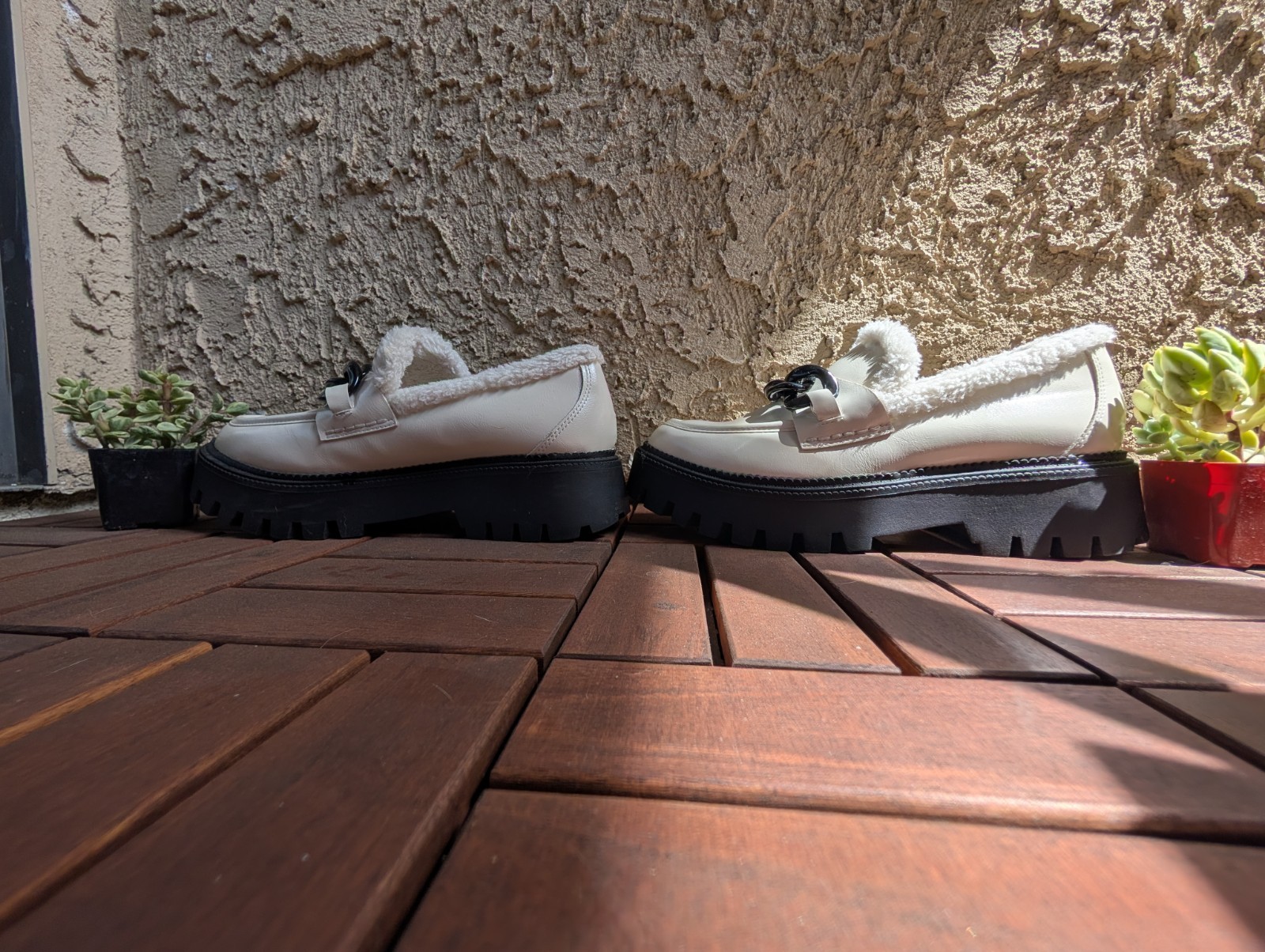 DV by Dolce Vita White Platform Chain Loafers Lug Sole Women’s Size 9.5