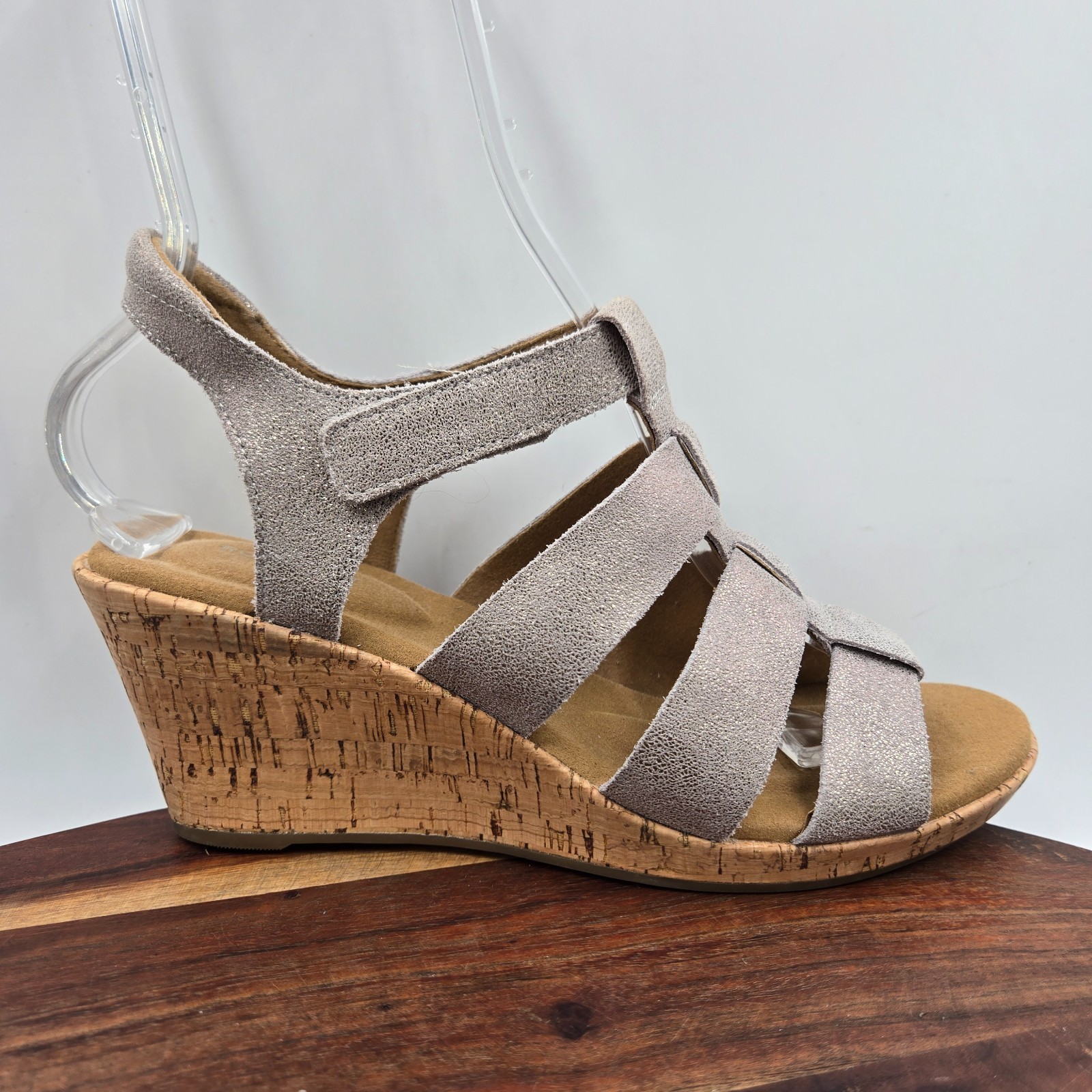 Rockport Briah Sandals Women’s 9M Gray Silver Tan Suede Strappy Gladiator Wedge