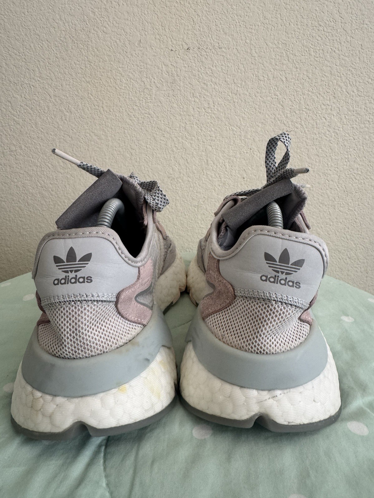 Adidas Nite Jogger Boost Grey One/Cloud White/Pink Tint Mesh Sneakers size 6