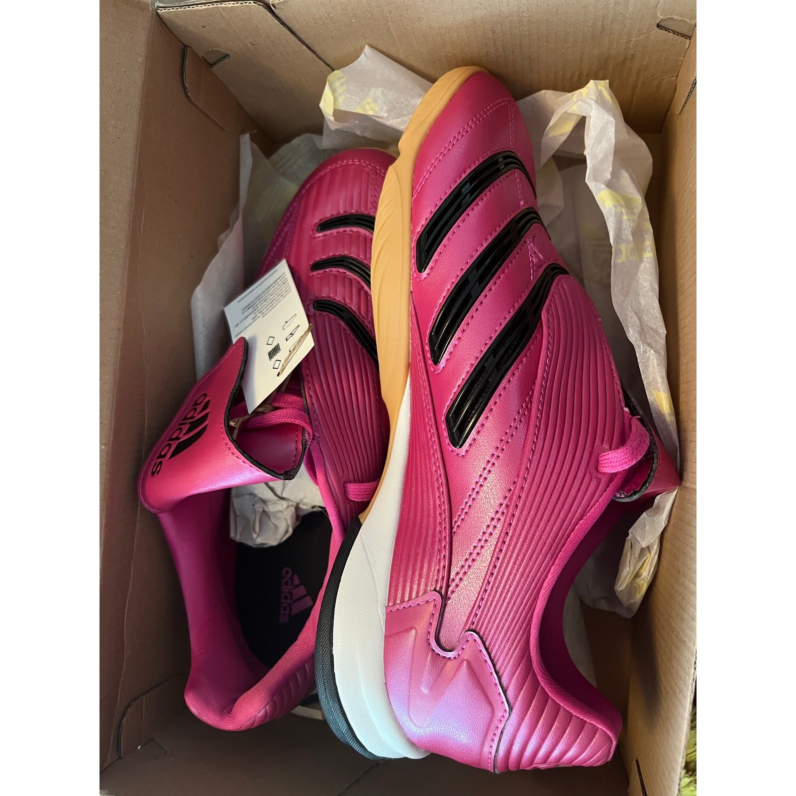 NEW ADIDAS Predator Sala Women’s 9 JR1641 Pink