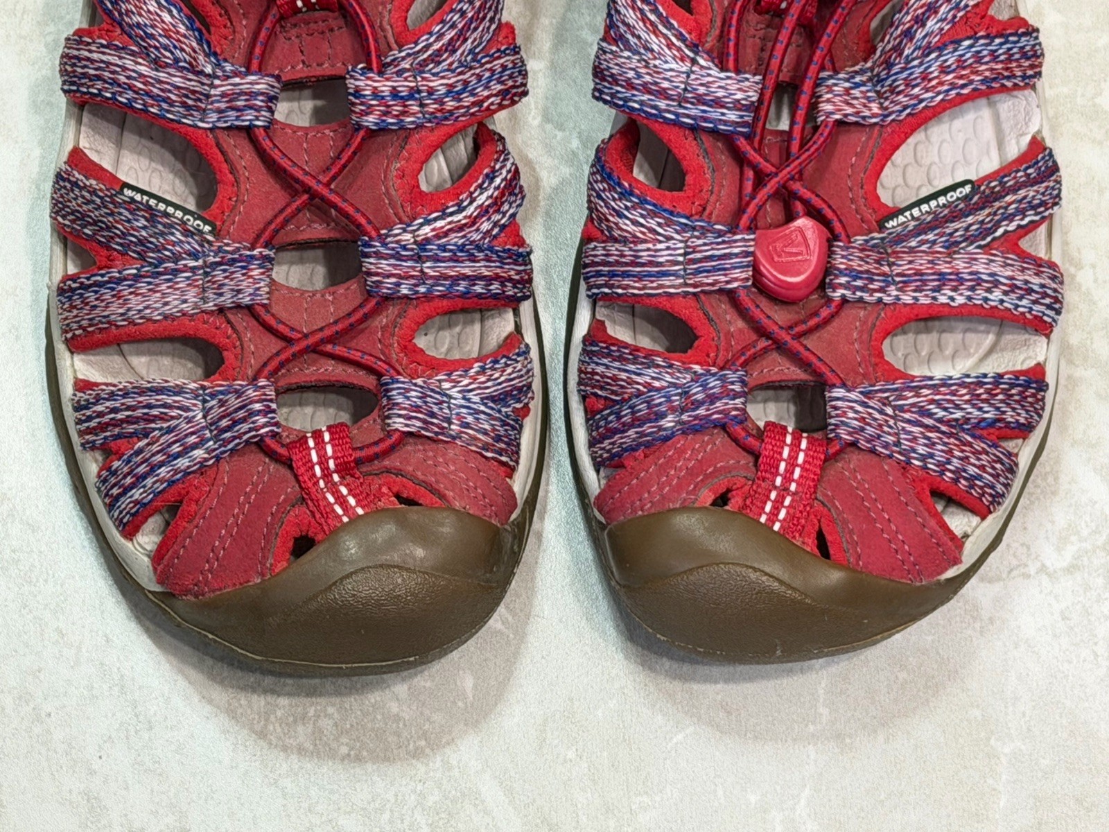 KEEN Women’s Hiking Sandals, Size 7Closed Toe, Waterproof