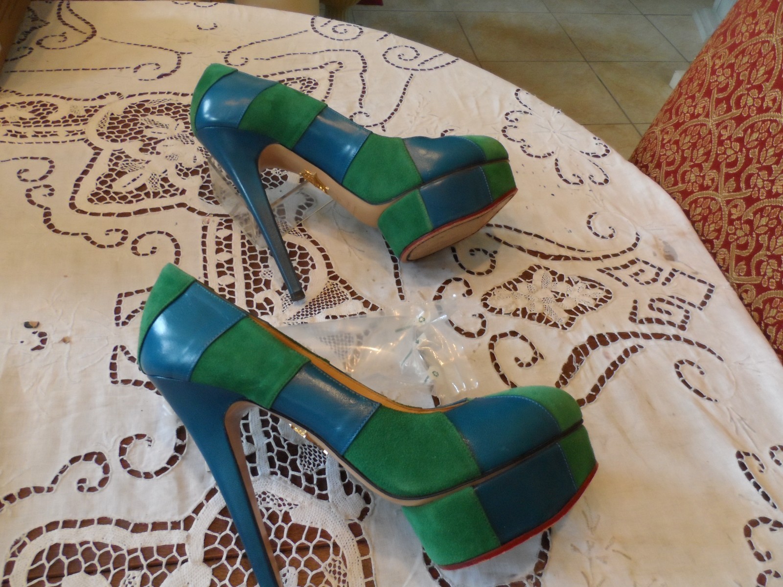 Charlotte Olympia Green Suede/Blue Smooth Leather «Dolly» Pumps Size 38.5M