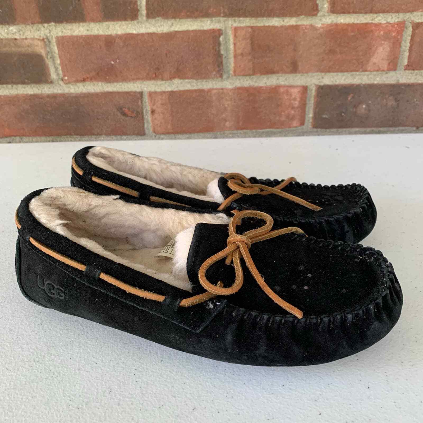 UGG Australia Dakota Black Suede Moccasin Sheepskin Shearling Shoes Women US 5 M