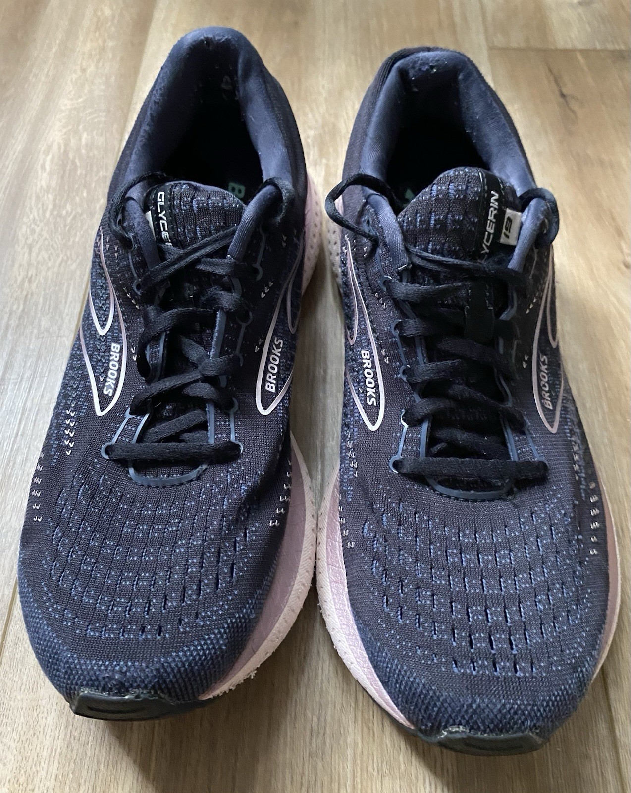 Size 11 – Brooks Glycerin Black