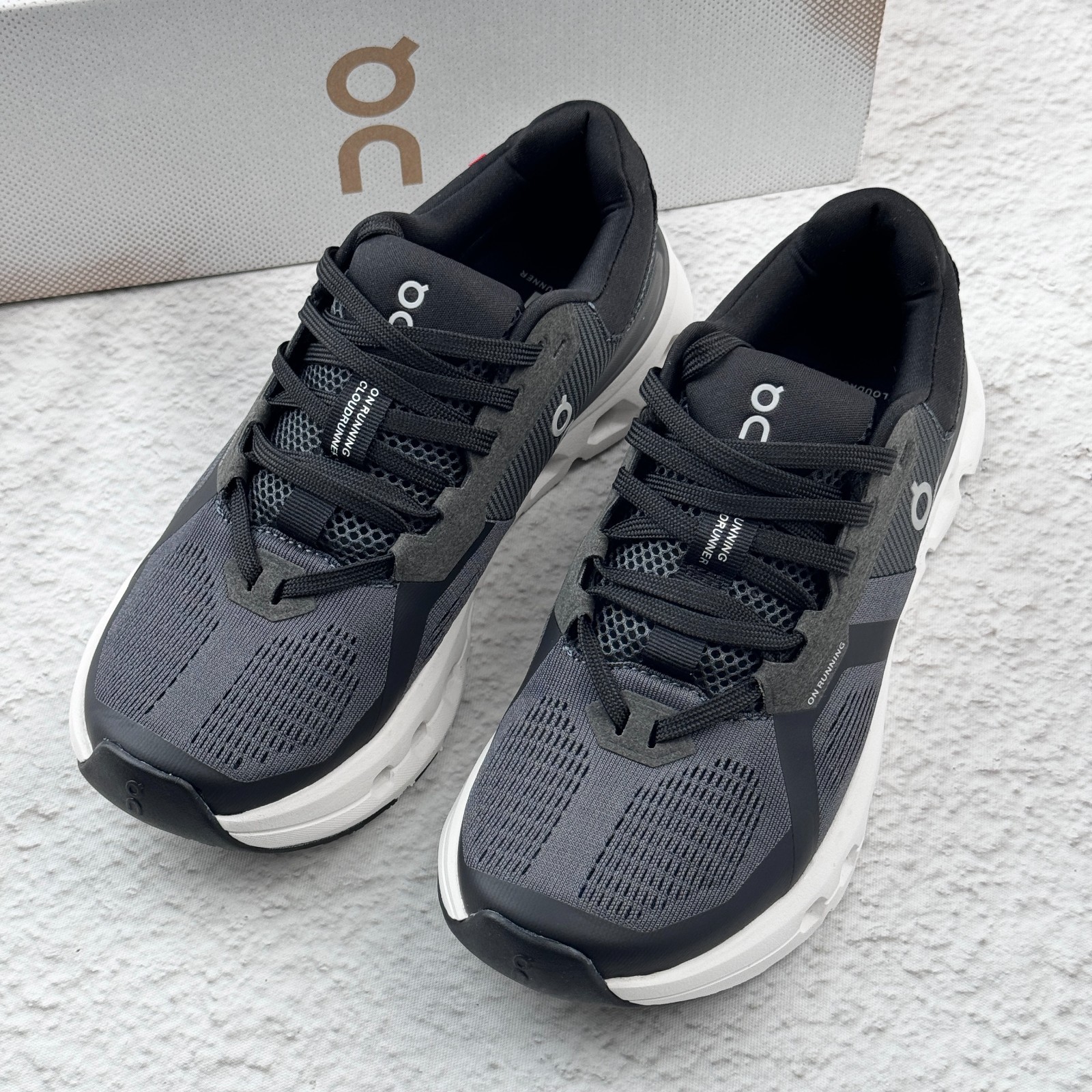 ON Cloudrunner 2 Eclipse Black Women’s Running Shoes Cushion Comfort Sneaker