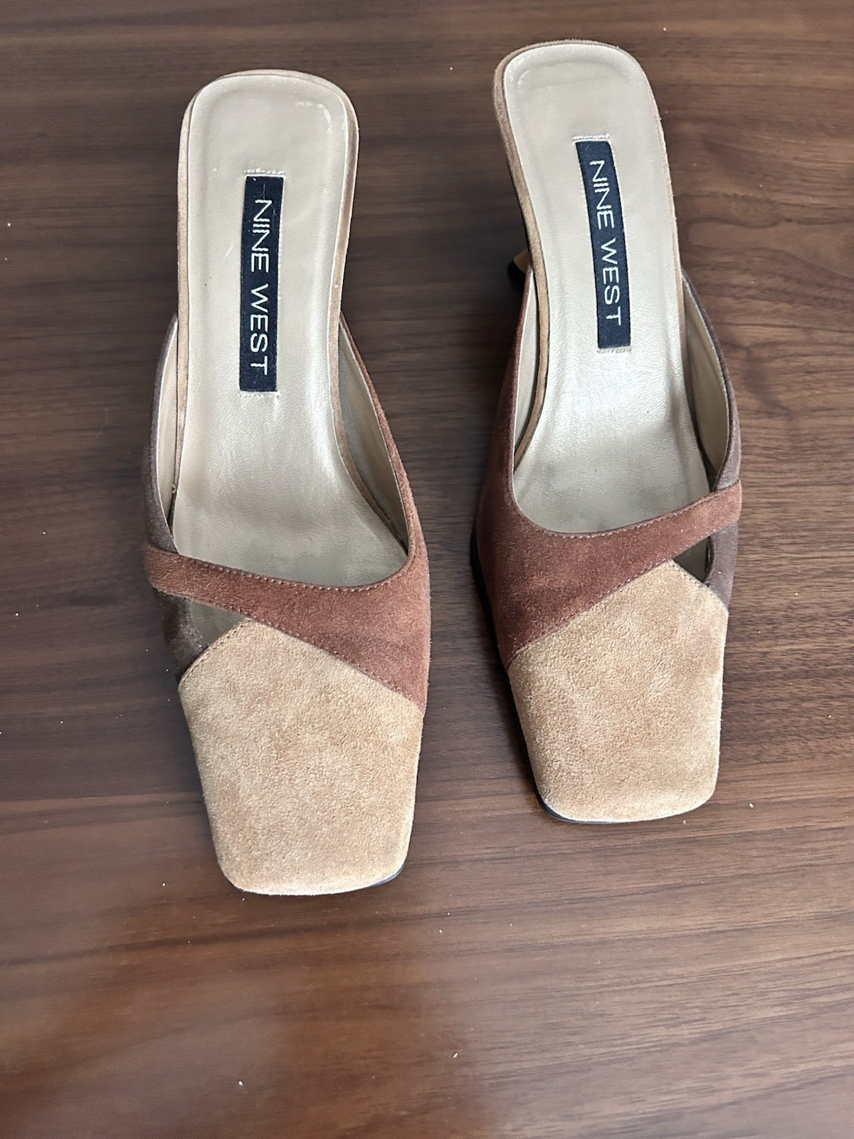 Nine West Women’s Suede Colorblock Mule Square Toe Slip-On Beige/Brown 5.5M