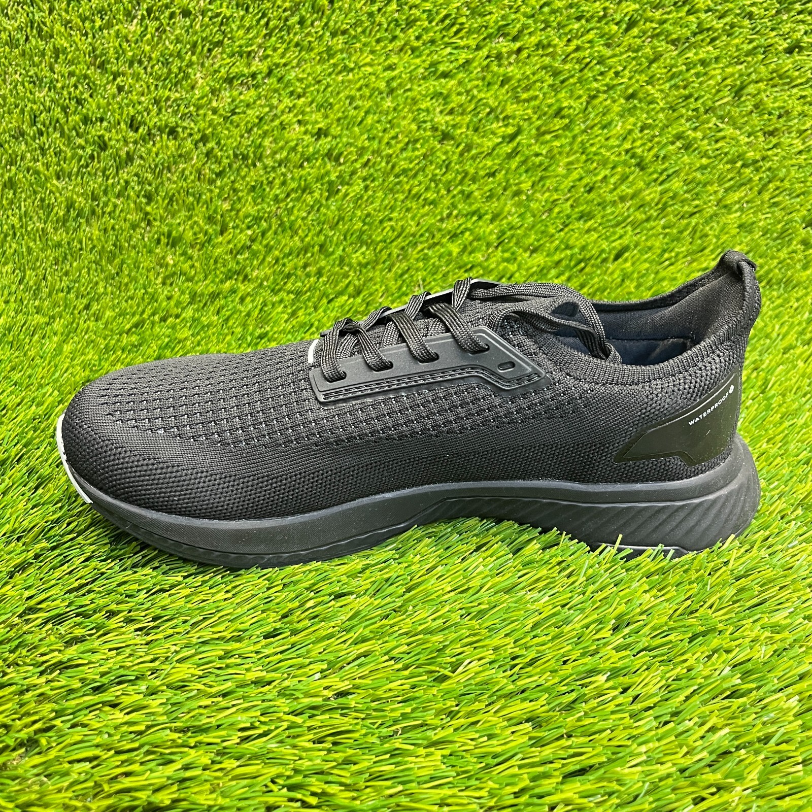 Flux Adapt Waterproof Runner Stealth Black Womens Size 8.5 Barefoot Shoes