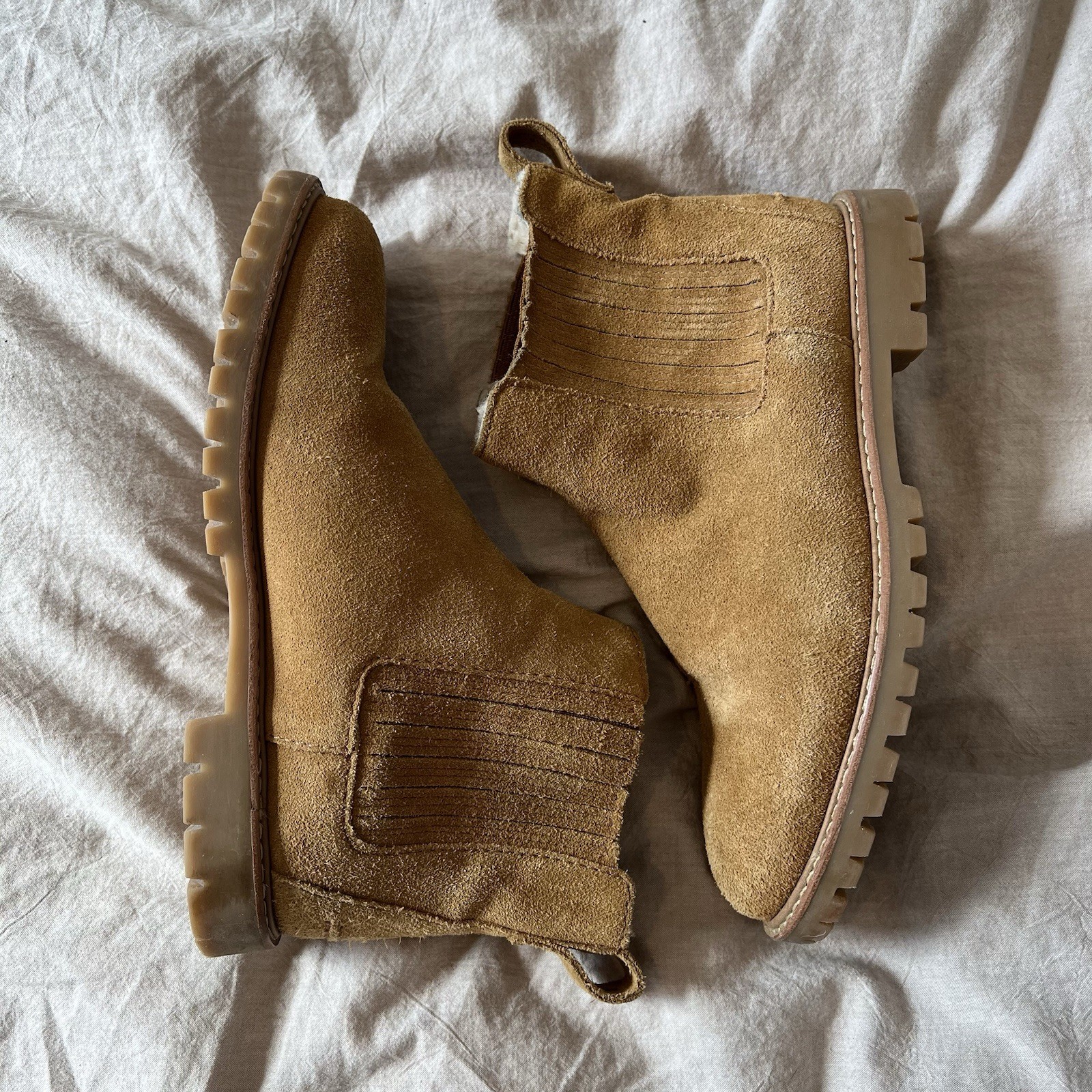 Madewell Carlin shearling suede Chelsea boot ankle booties 6.5 tan brown