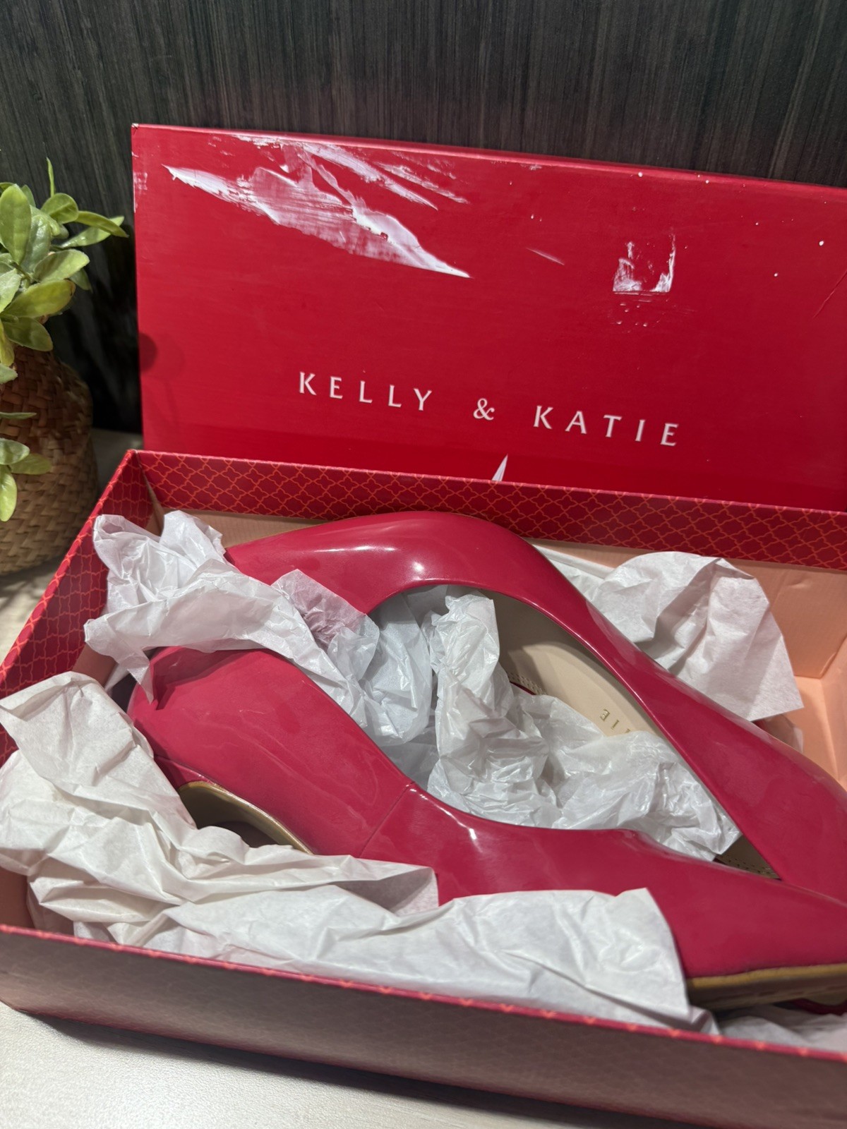 Kelly & Kate Astivia fuchsia Size 9.5 Women’s Heels Formal Professional Business