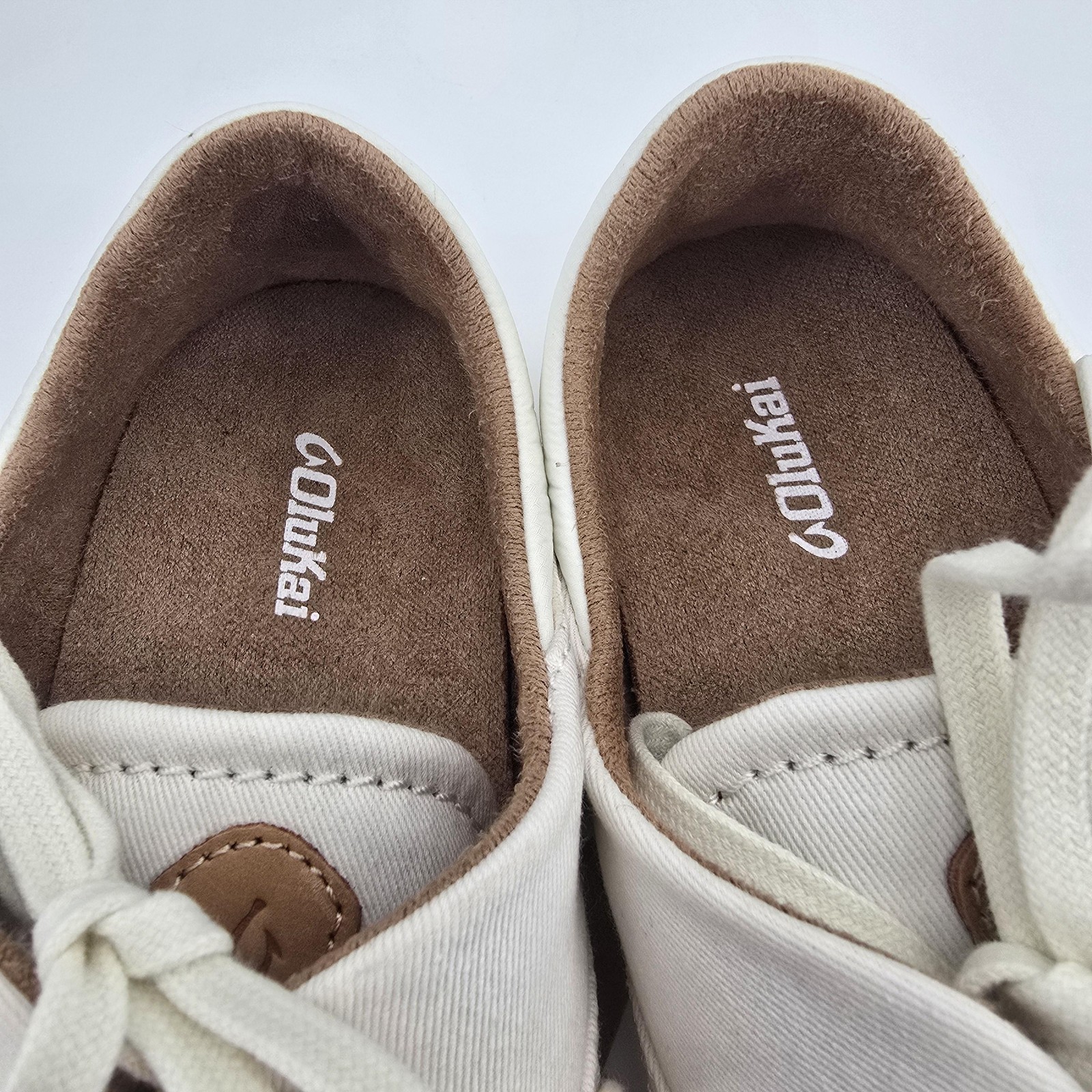 OluKai Kohu Shoes Womens 8 Off White Canvas Walking Casual Sneakers 20516-1818