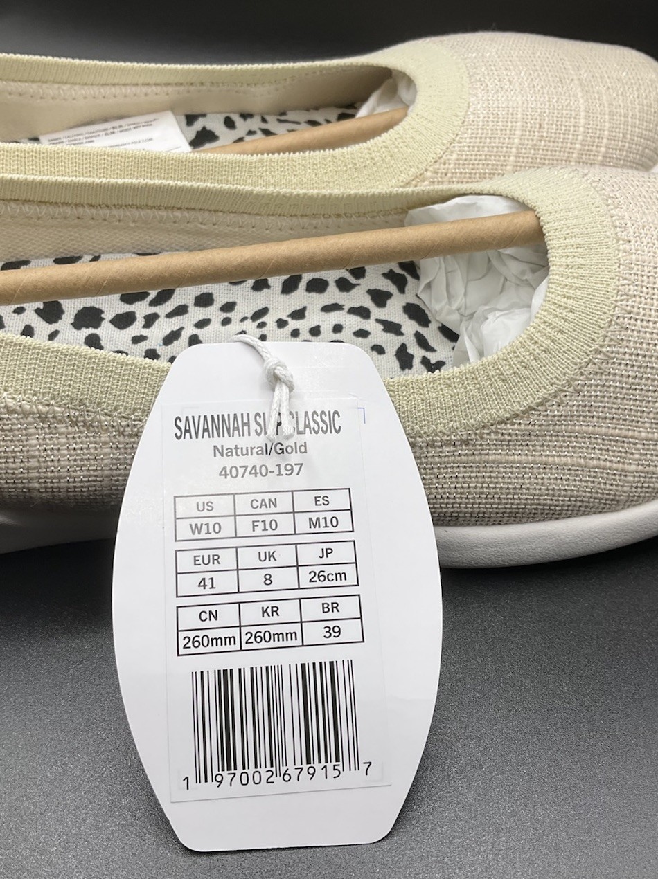 Hey Dude Women’s Savannah Slip Classic Natural/Gold – US 10 NEW