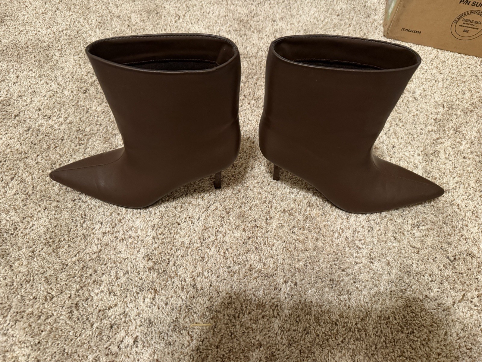 Bellini Vesta Brown Pointed Toe Ankle Booties – Women’s Size 10