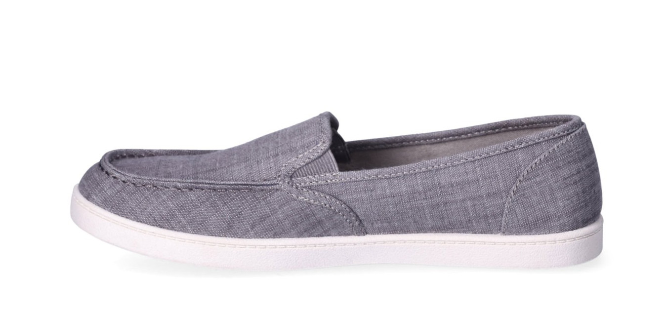 Time and Tru Women’s Gray Slip-On Moc Toe Canvas Surf Sneakers Shoes: 6-11