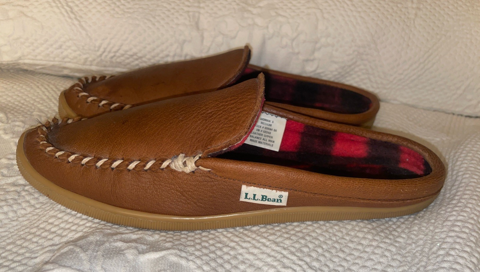LL Bean Women’s Slippers 8M Brown Leather Buffalo Plaid Fleece Lined Slip On