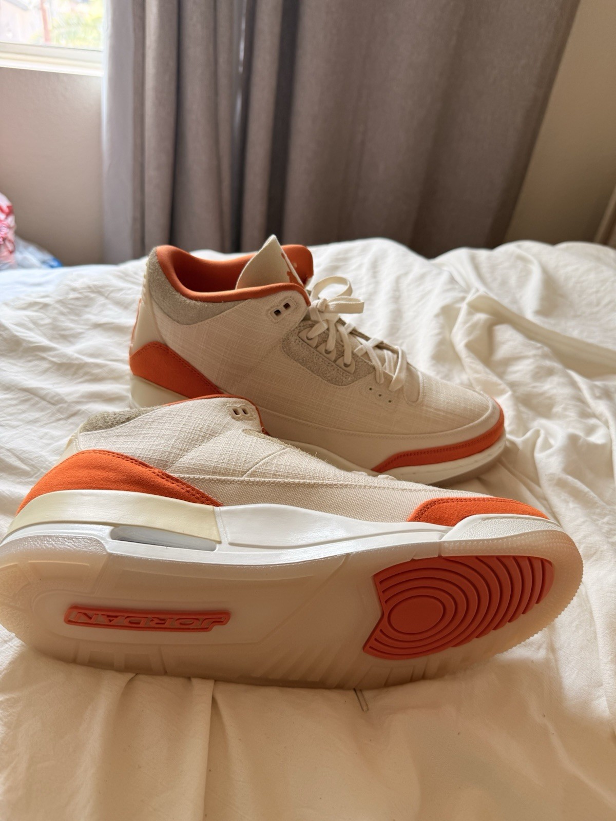 Jordan Air Jordan 3 Retro TEX Starfish Beige/Orange Mid Top Sneaker IH7694-200