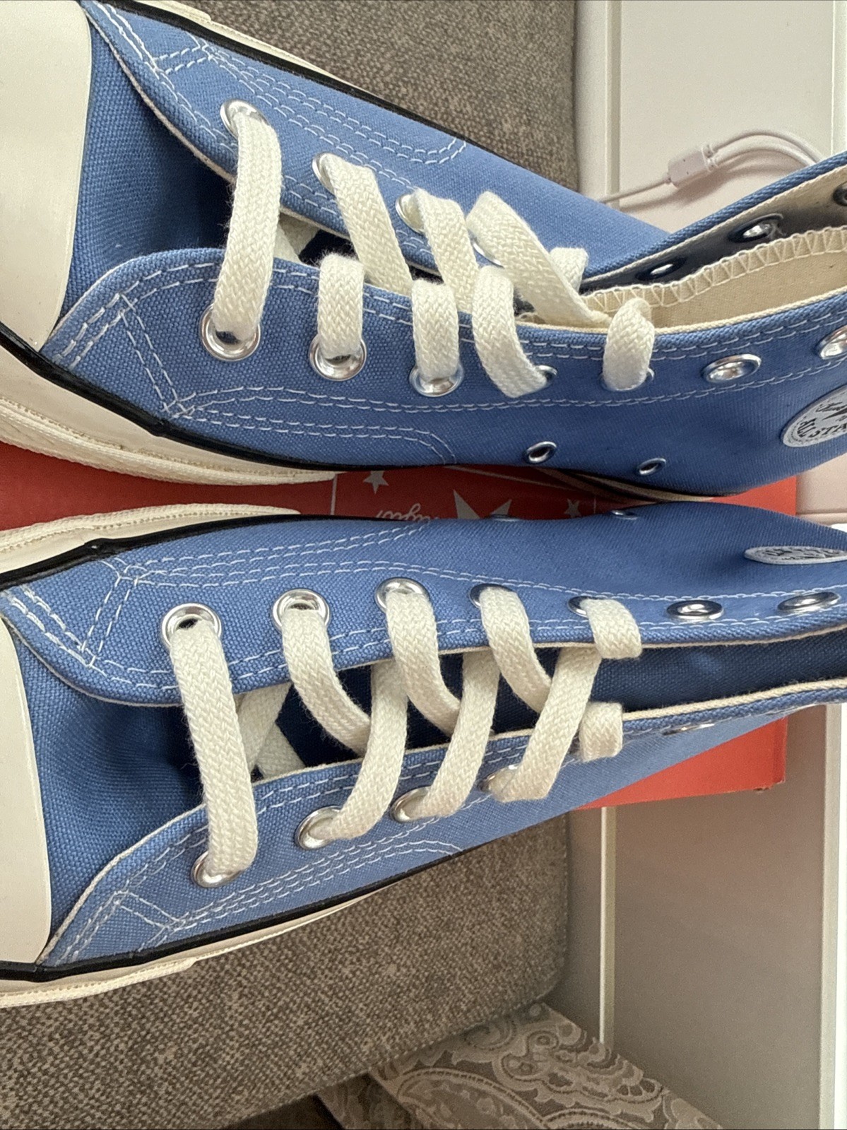 Women’s Size 10 / Men’s Size 8 Converse A10524F Blue Sneakers Shoes