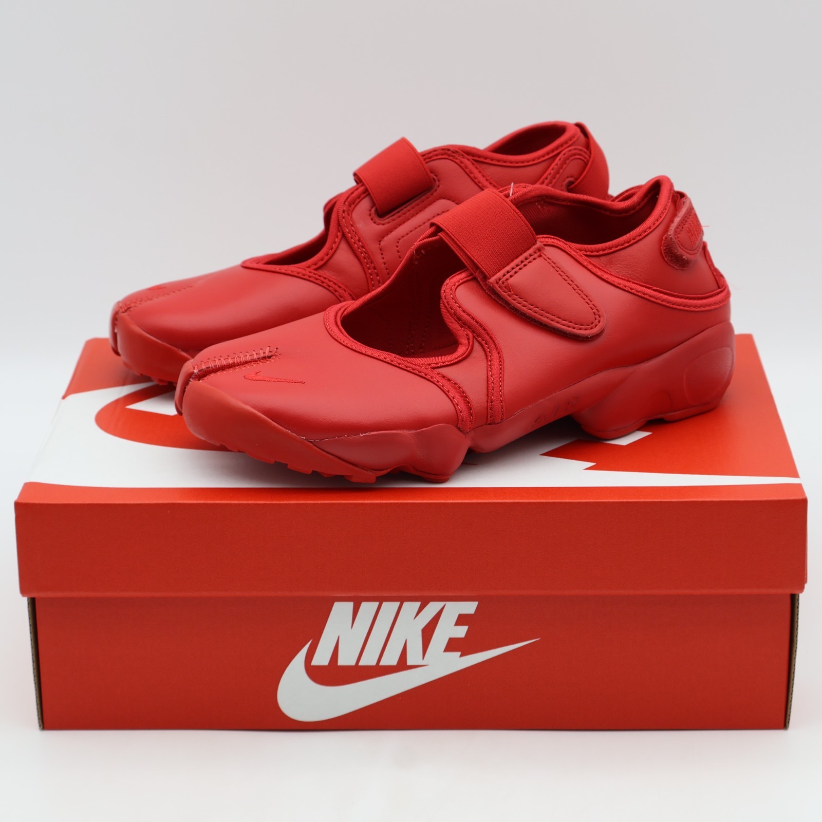 HM5737-600 Nike Air Rift Leather Fire Red (Women’s)
