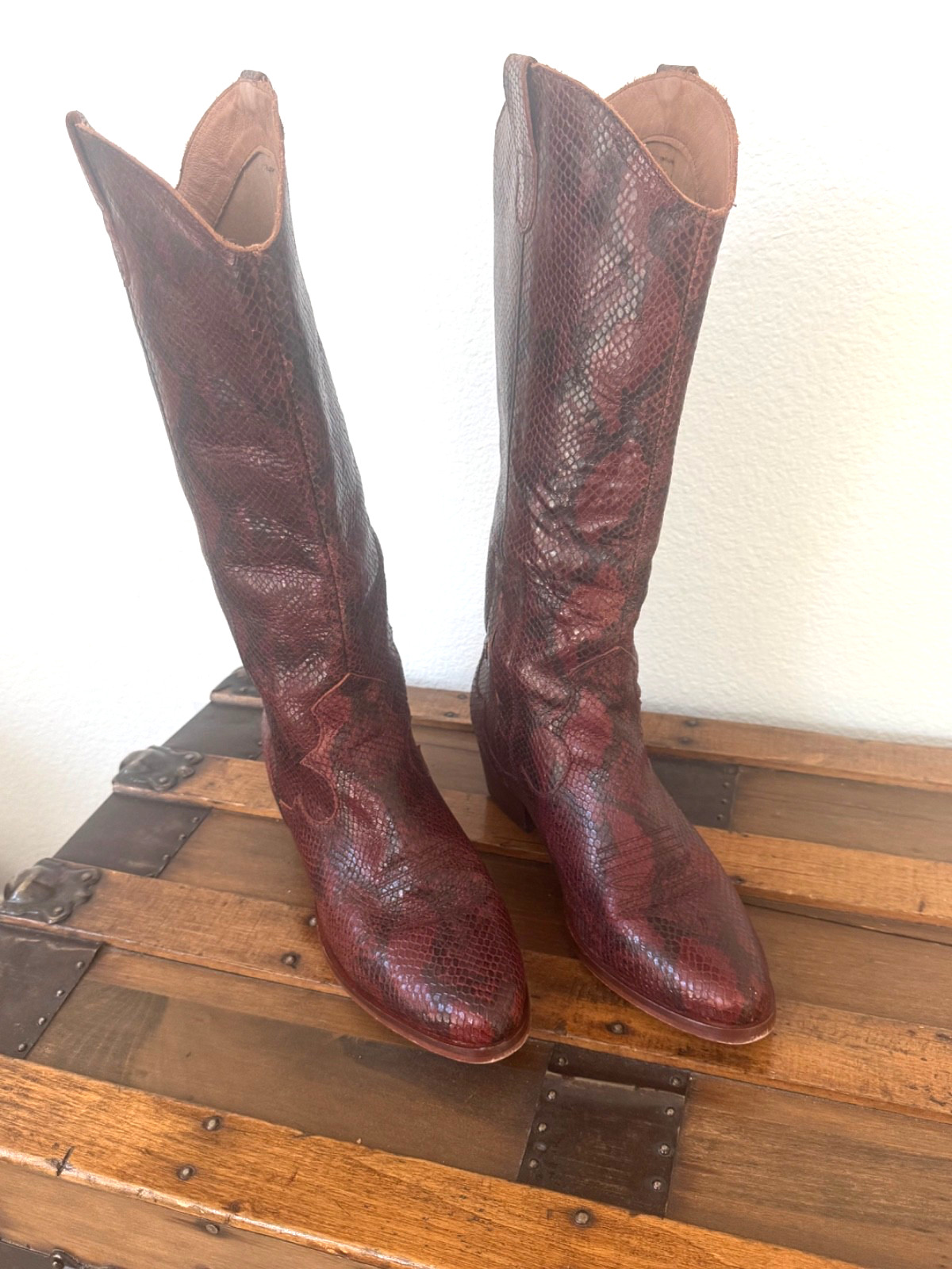 Schmoove Allegra Snakeskin Reddish Brown Western Boots Size 8 1/2