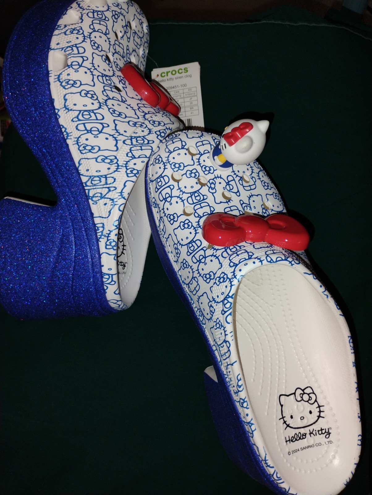 CROCS – Hello Kitty Crocs- Unisex – Siren Clog