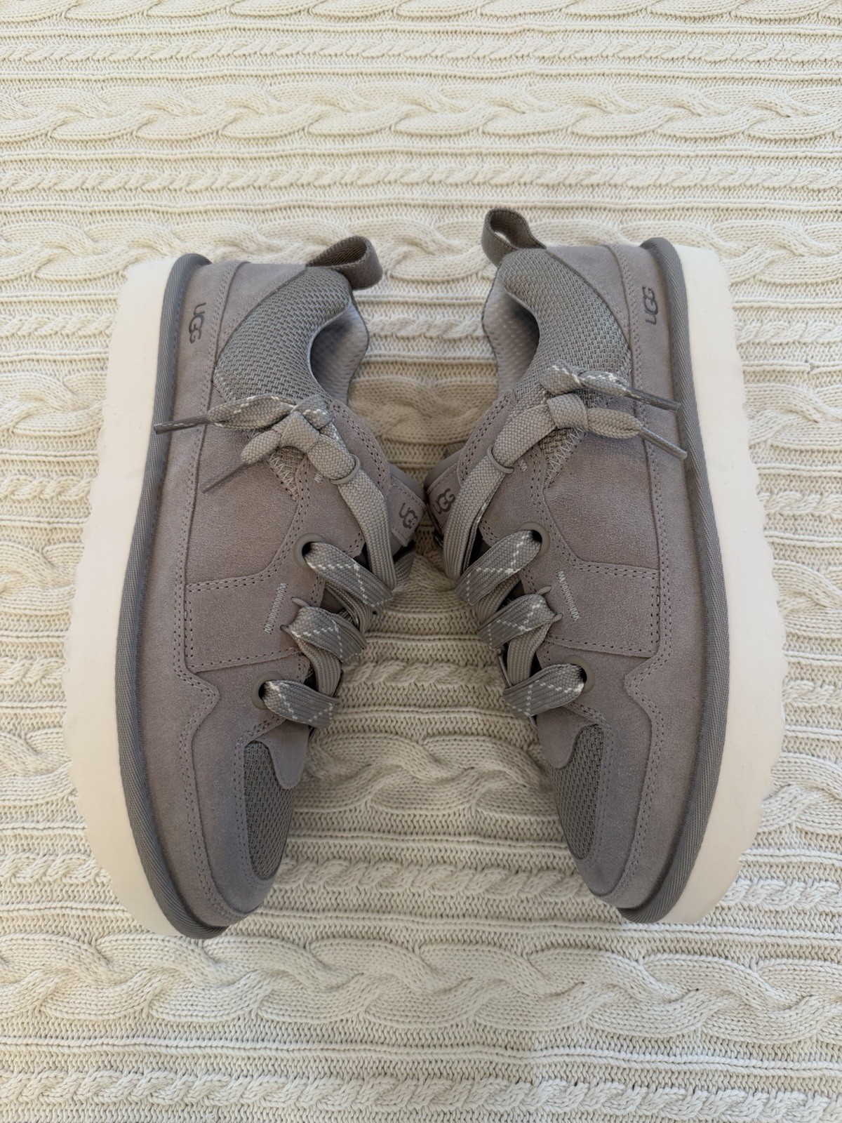 UGG Lo Lowmel Gray Suede Mesh Sneakers Womens size 11 NEW