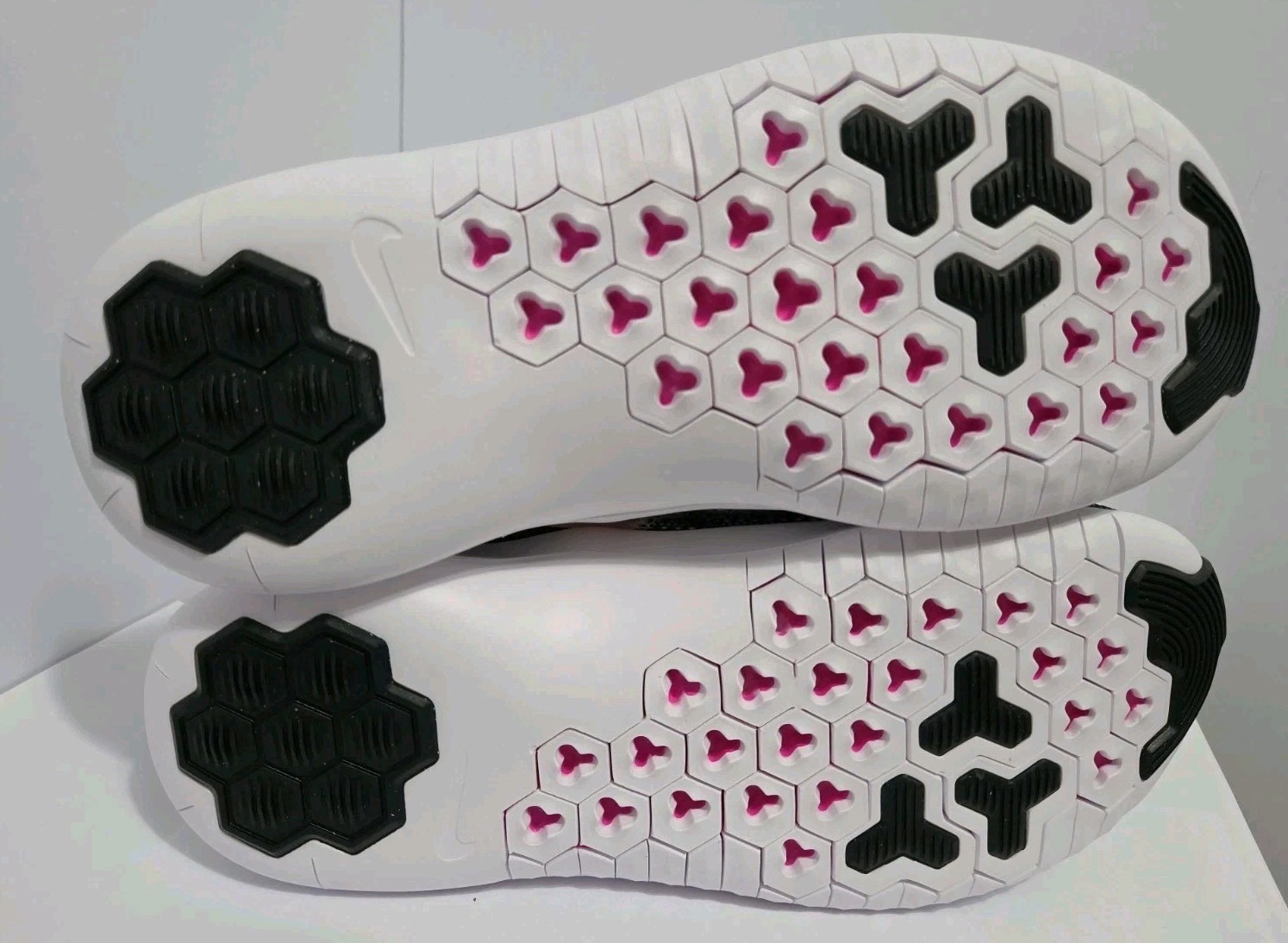 Size 8 Womens – Nike Free TR 8 Laser Fuchsia Training Shoes 942888-008