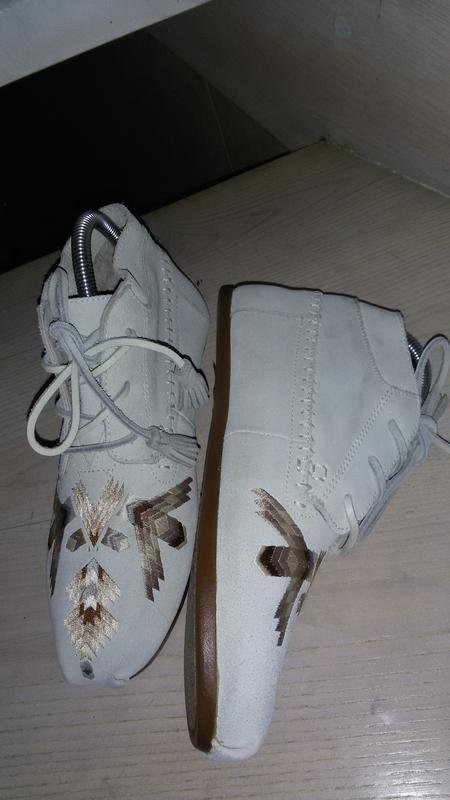 Women Toms Boots White Suede 38
