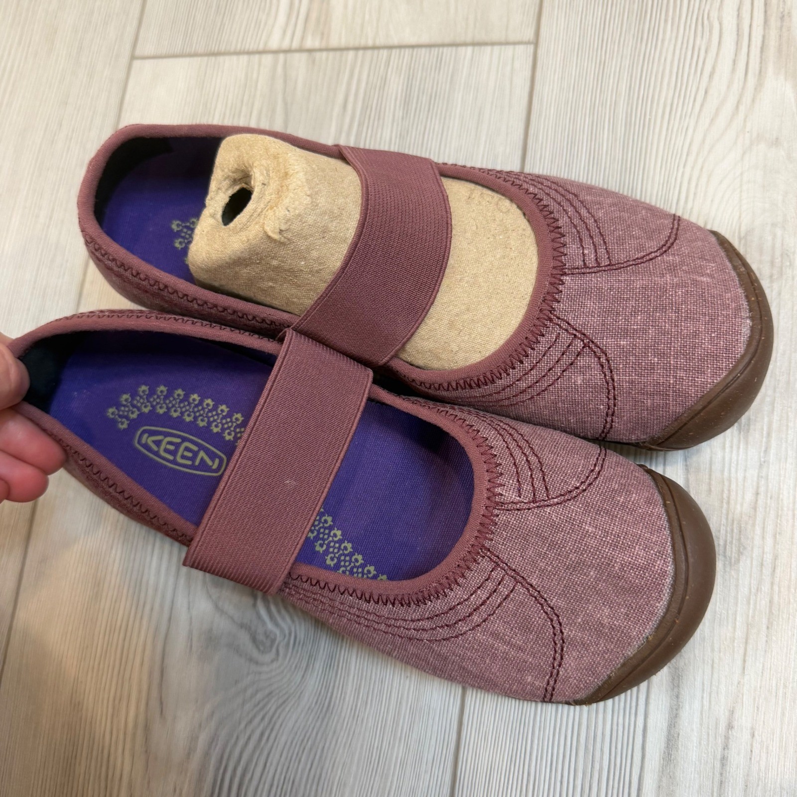 Keen Sienna MJ Canvas Mary Jane Flats Tawny Port Burgundy Womens 7 1010220 NEW