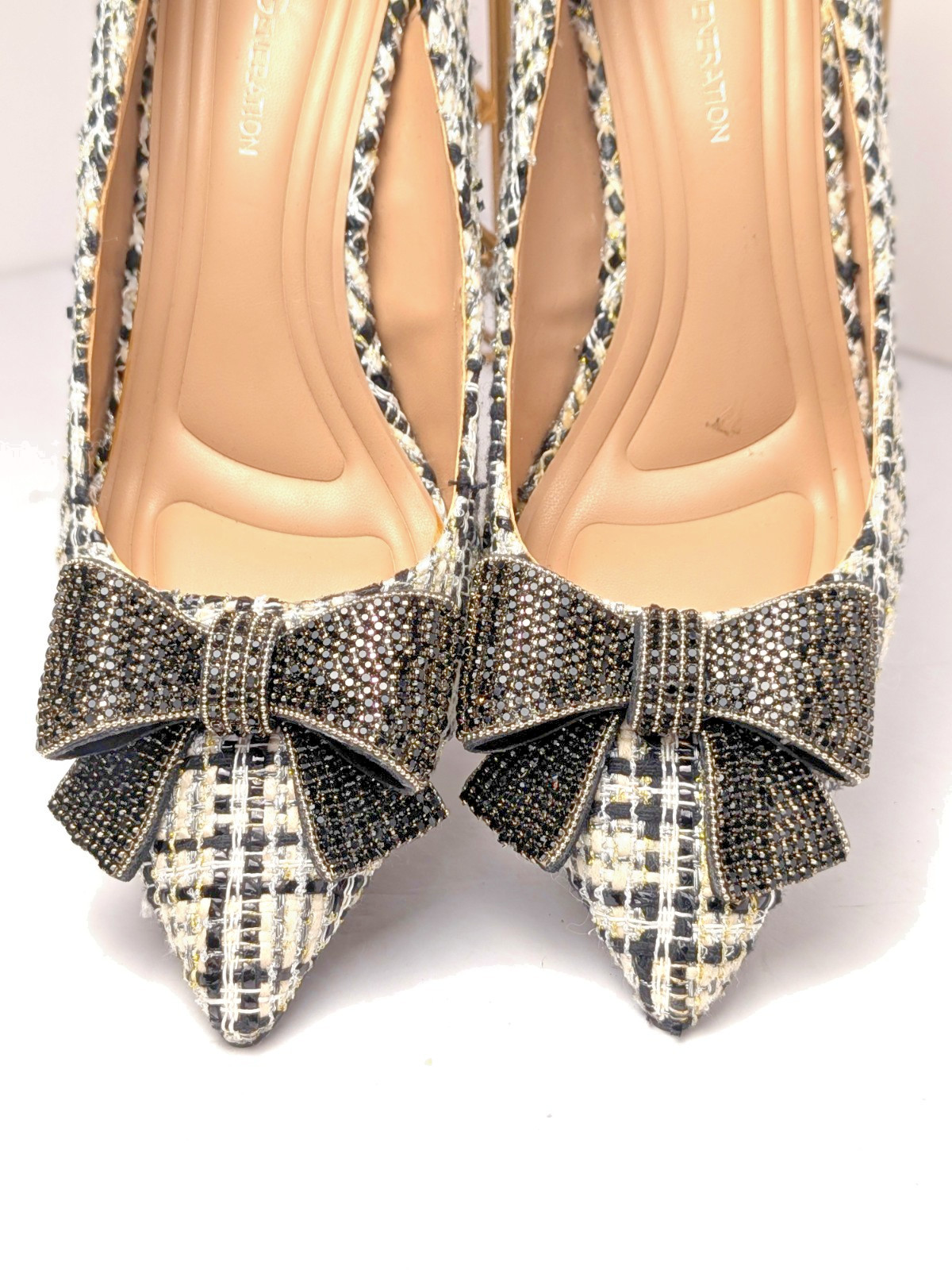 BCBGeneration Beverli Plaid w/ Silver Threads Rhinestone Bow Heels Size 8 — NWOB