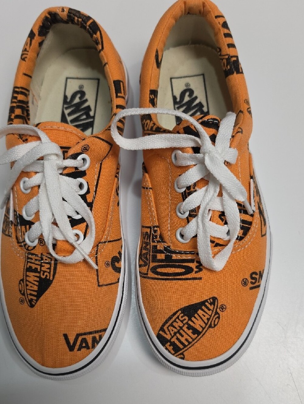 Vans Era ‘Logo Mix’ Tangerine Orange Black Low Top Sneakers – Size 7.5