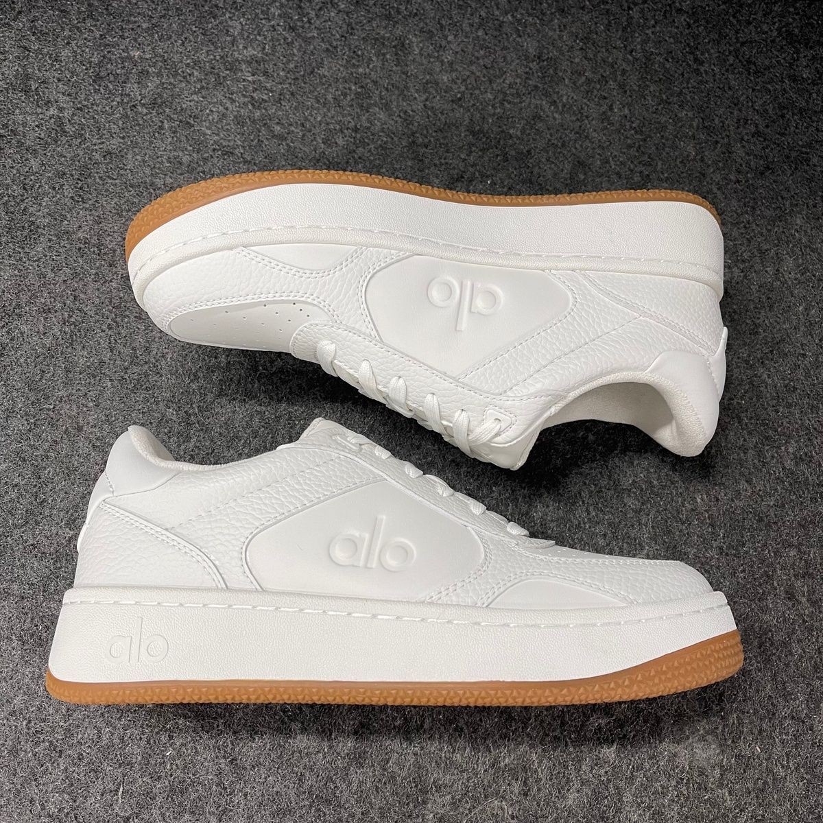 ALO YOGA Alo Recovery Mode Sneakers Unisex Size M6.5/W8 White