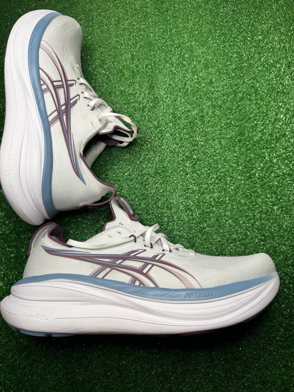 ASICS GEL-NIMBUS 28 Women’s Size 9 Med Arctic Blue/Velvet Purple Running Shoes