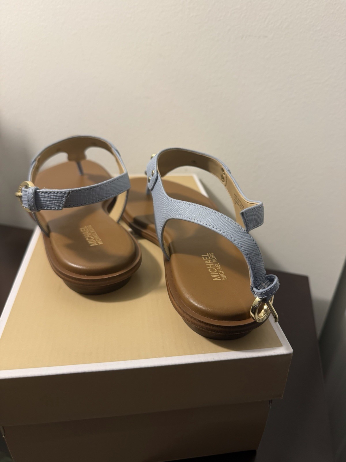 Michael Kors MK Leather Plate Thong Slide Sandal, Pale Blue, Size 7M