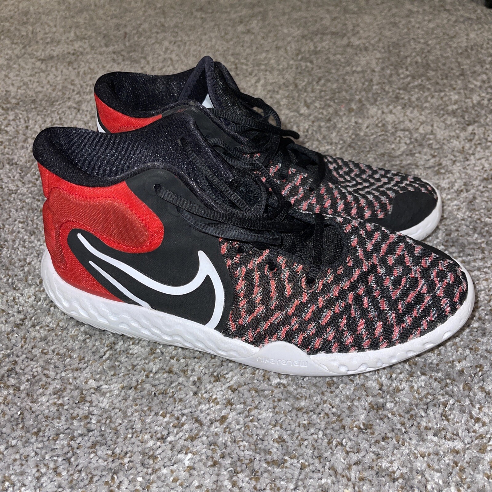Nike KD Trey 5 VIII ‘Bred’ Athletic Shoes – CT1425-002 – Women’s 8.5 / Youth 7Y