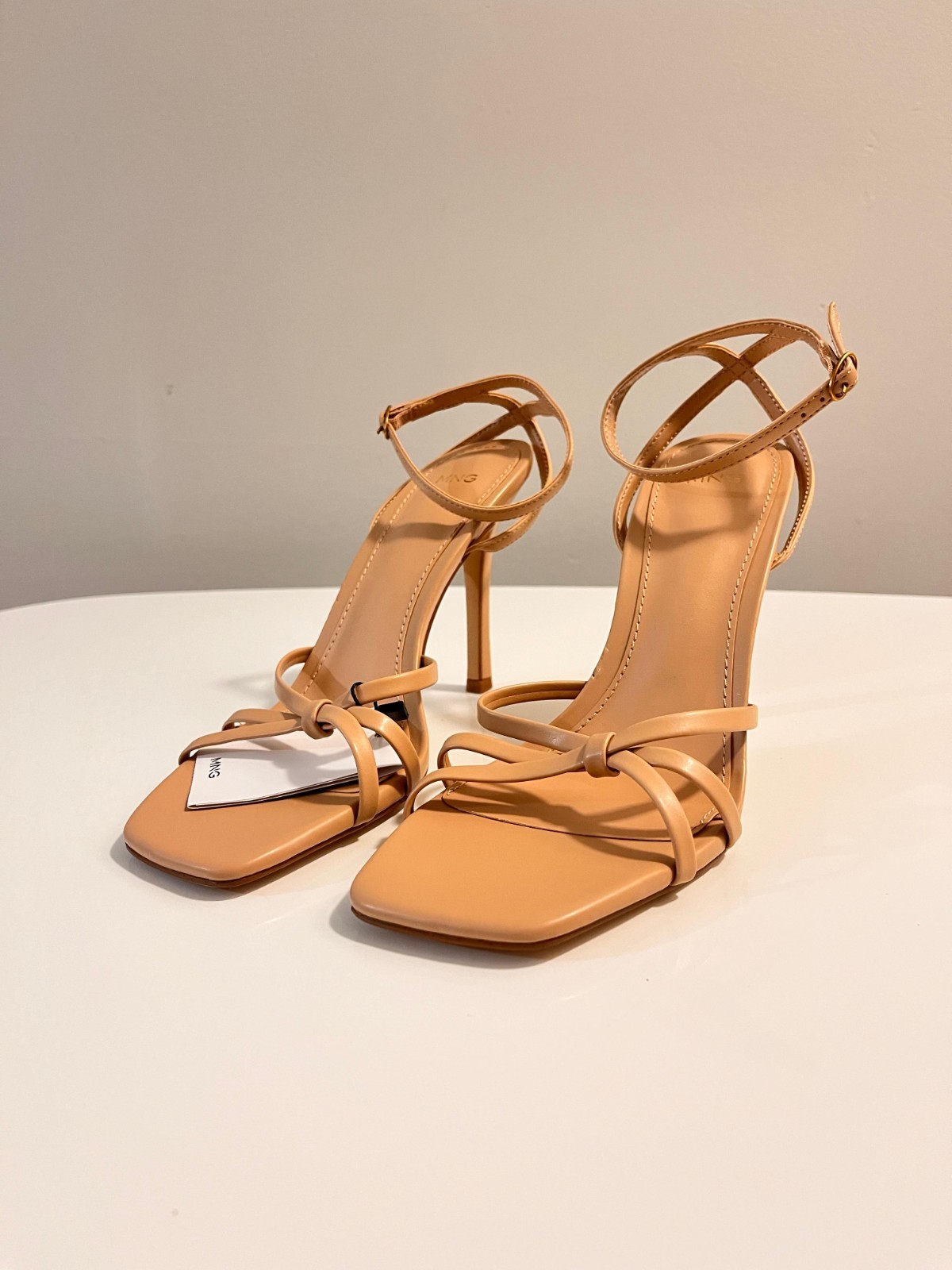HEELS SANDAL 3″ LEATHER MANGO BEIGE SIZE 8.5