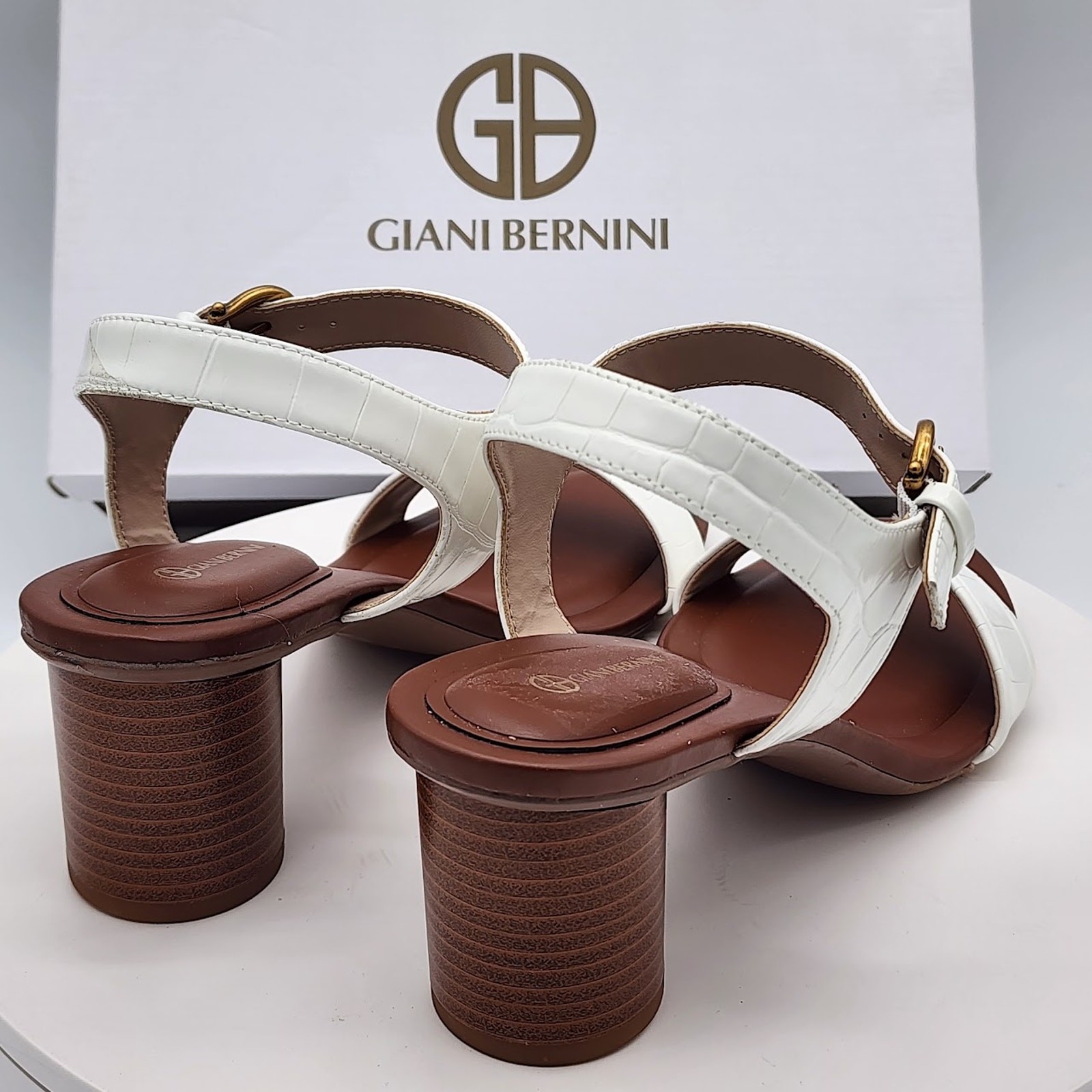 NEW – Giani Bernini Hadleyy Women’s White Croc Strappy Sandals Heel Size 9.5 M