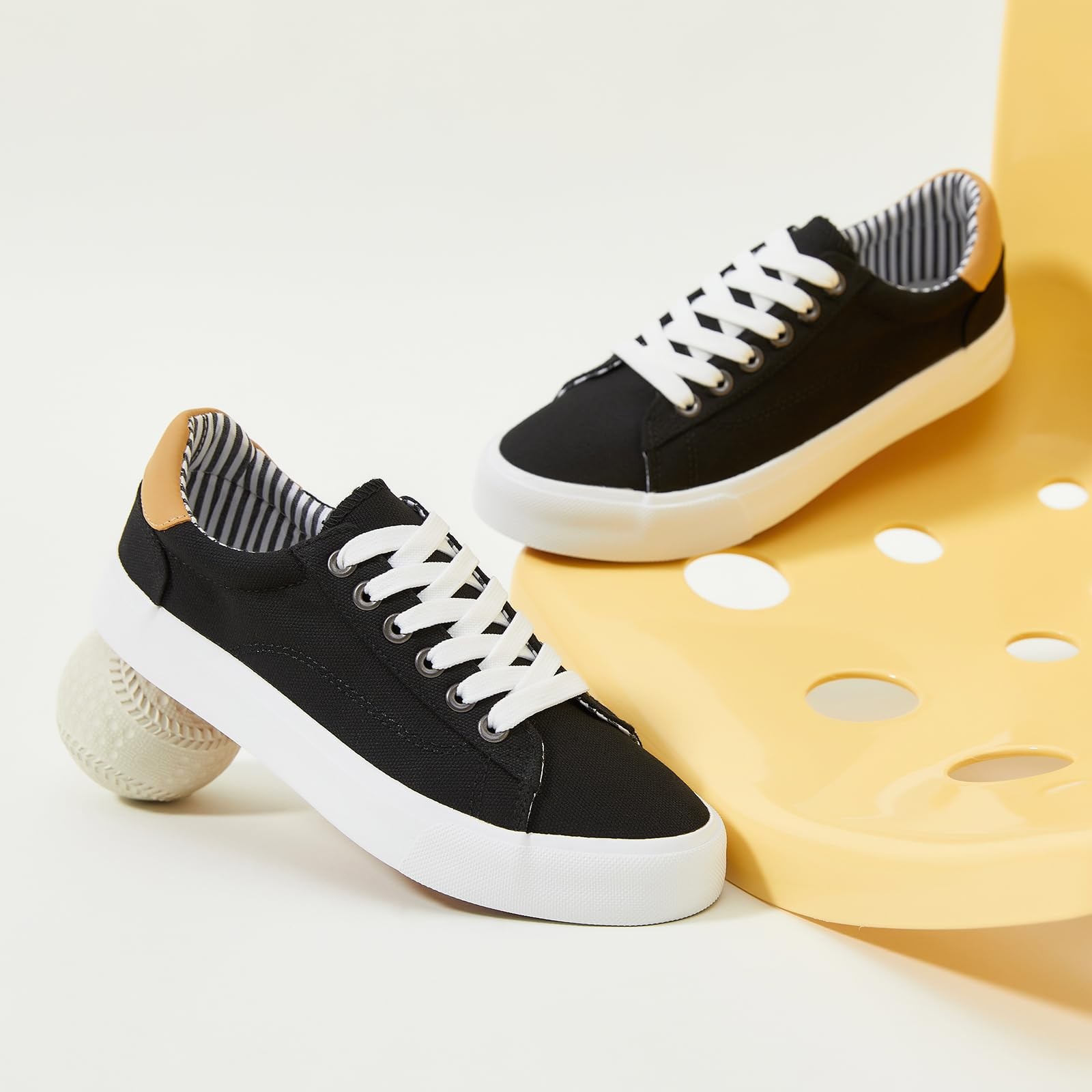 Xrh Tennis Shoes Womens Top Casual Shoes For Women Lace Up Canvas Sneakers