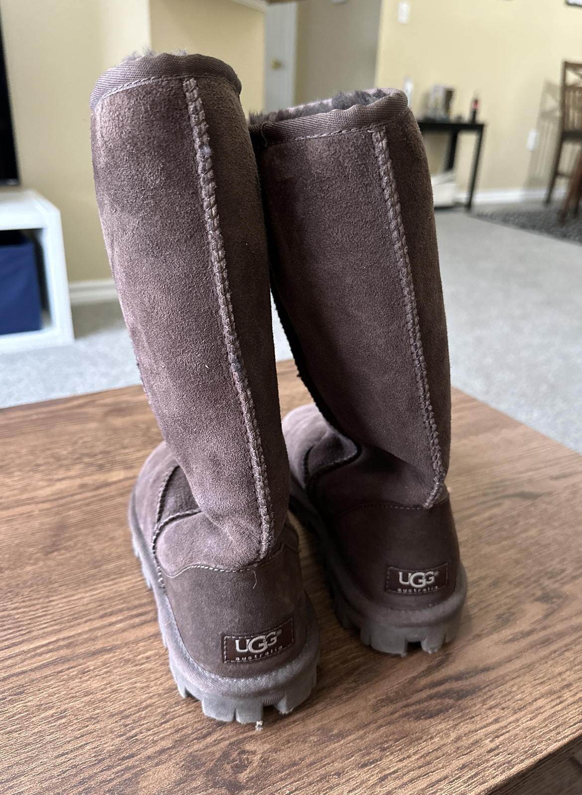 UGG Women’s Boot Essential Tall Classic 5845 Size 7 Gray EUR 38 UK 5.5 Sheepskin
