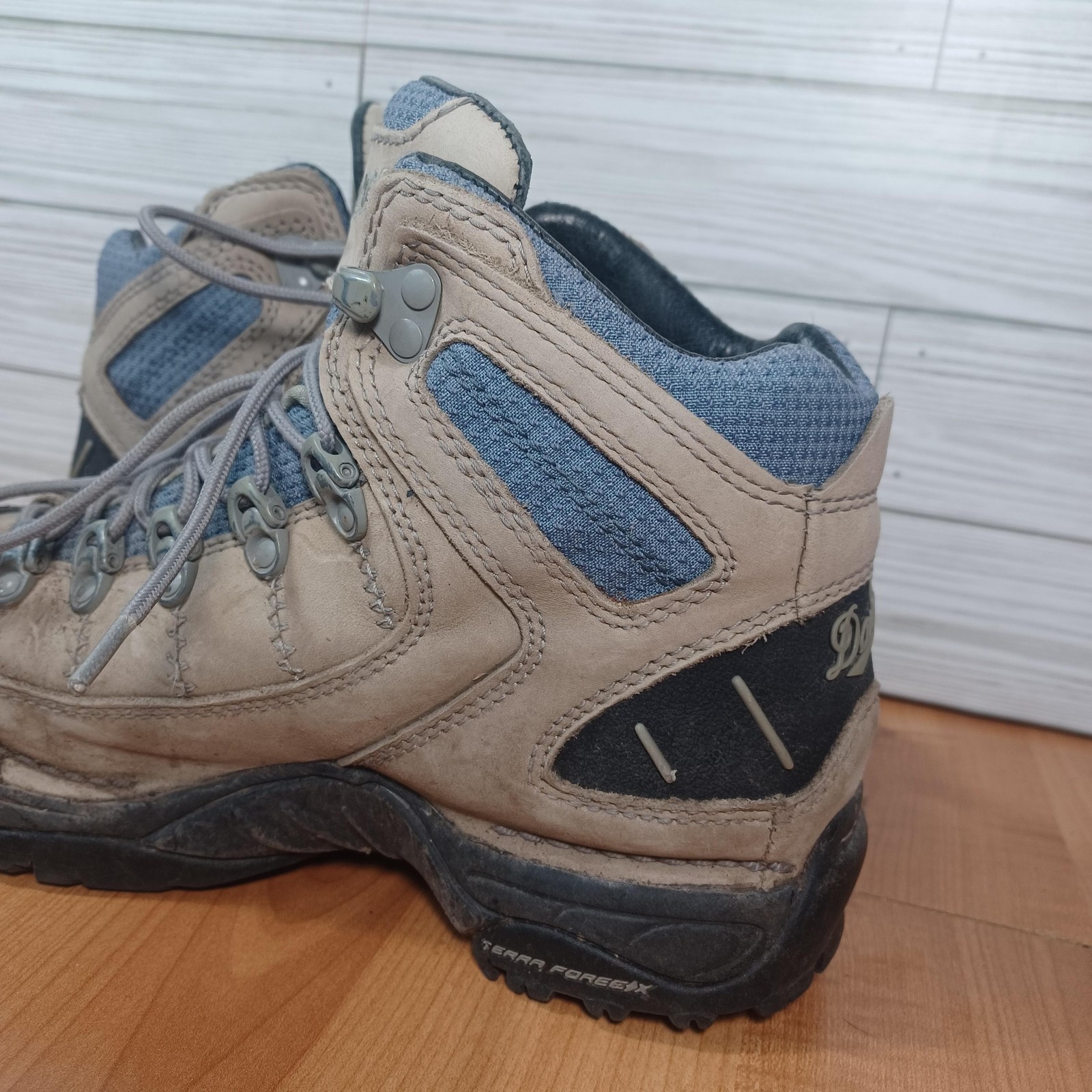 Danner 453 GTX Boots Womens Size 7M Waterproof 5.5″ Hiking Trail Outdoor TFX