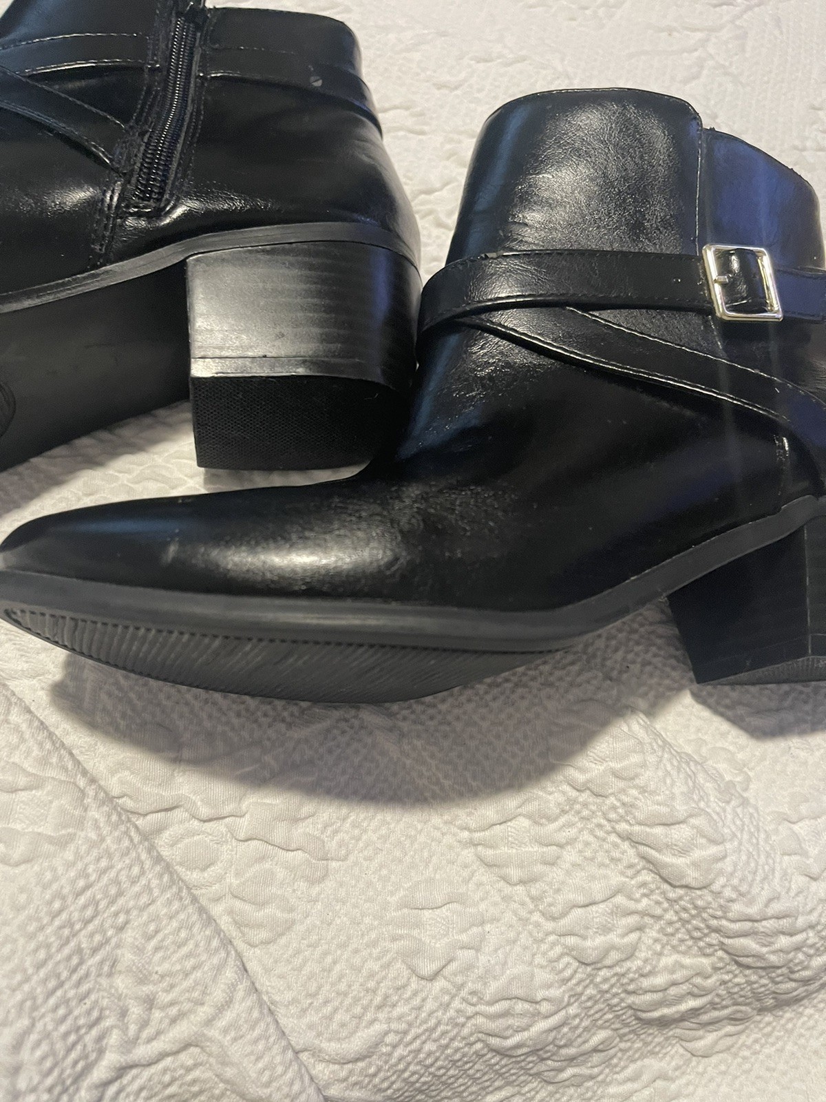 London Fog Womens Sz 7.5 Black Faux Leather Ankle Boots