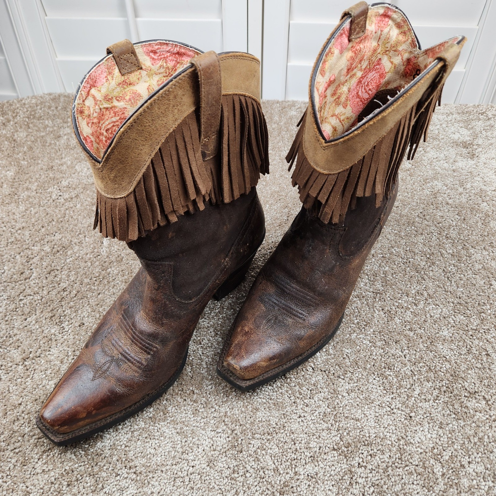 Ariat Womens Brown Leather Fringe Western Boots Floral Lining 10014102 Size 8.5B