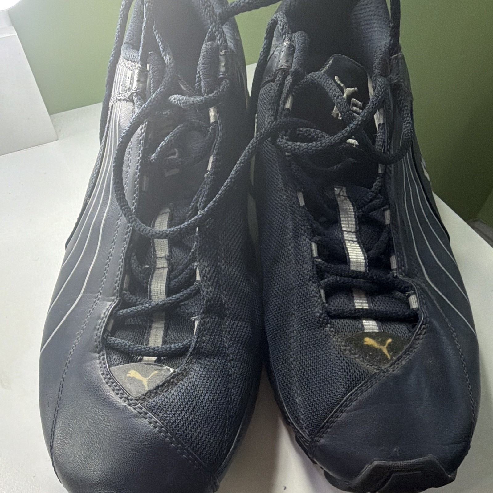 PUMA BMW Williams F1 Team Track Training Men’s Low Top Lace-Up Sneakers