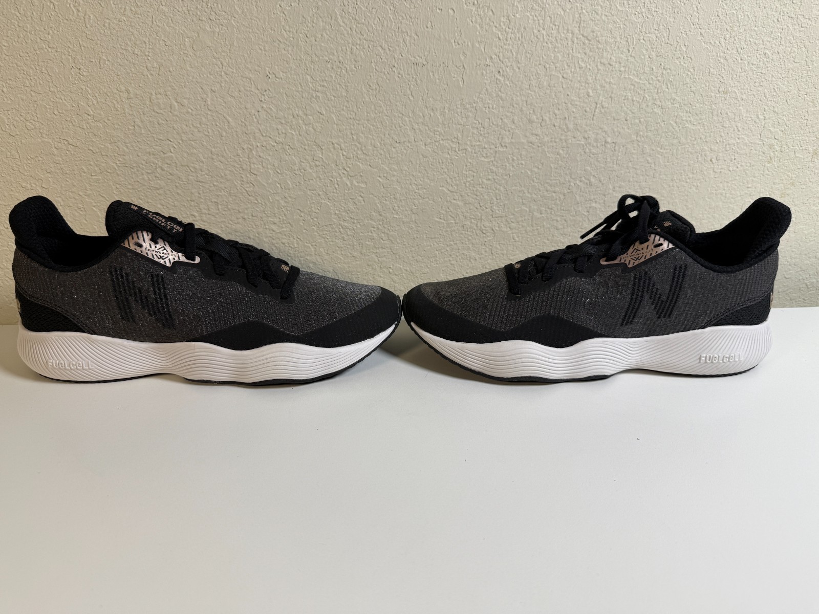 New Balance FuelCell Shift TR V1 Women’s 8.5 Black Rose Gold Training Shoes