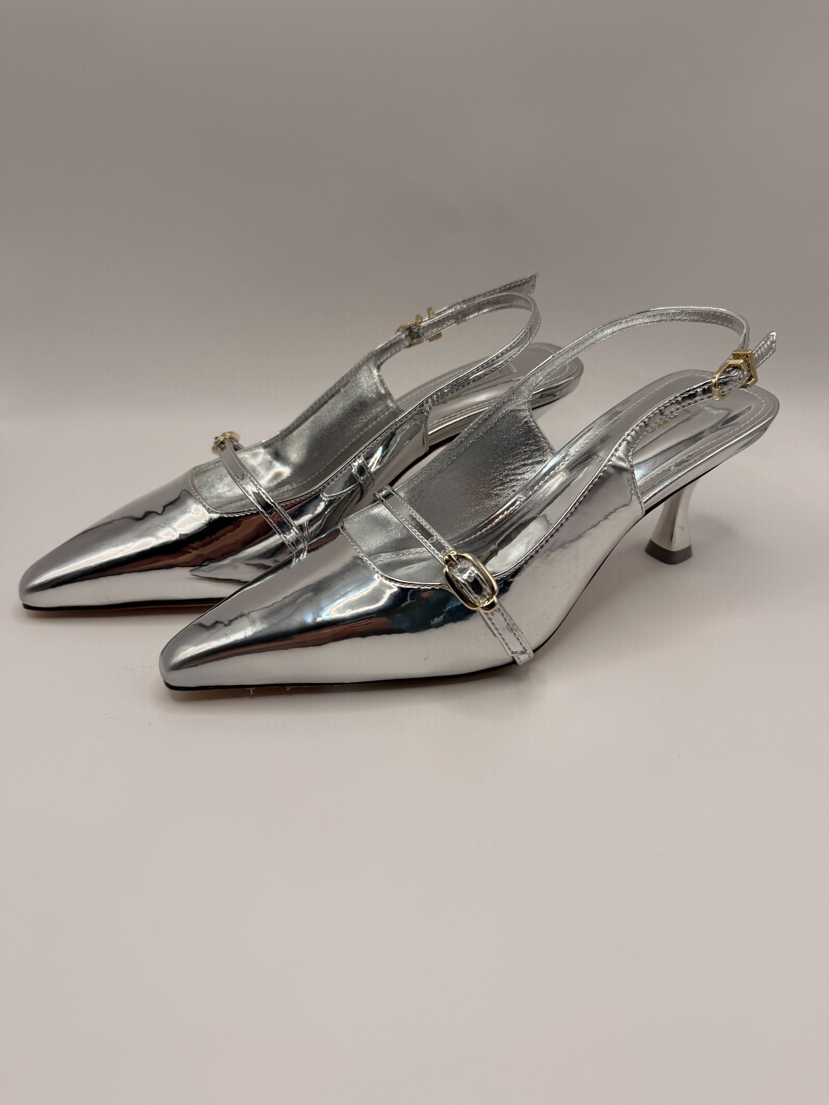 Larroudé Womens Ines Pump In Silver Specchio Pointy Toe Slingback Heel Sz 7
