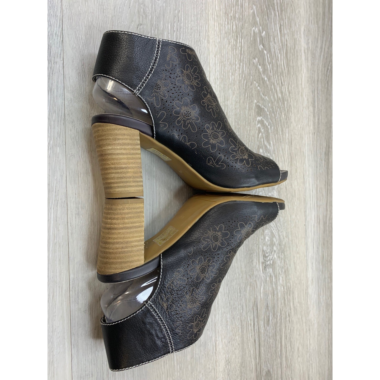 Spring Step LArtiste Women’s Leather Floral Laser Cut Peep Toe Bootie Sandals