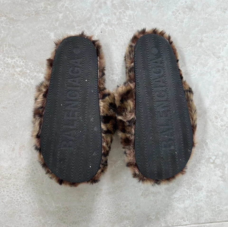 Balenciaga Fluffy Leopard Print Slippers Size 42 EU size 9-10 US