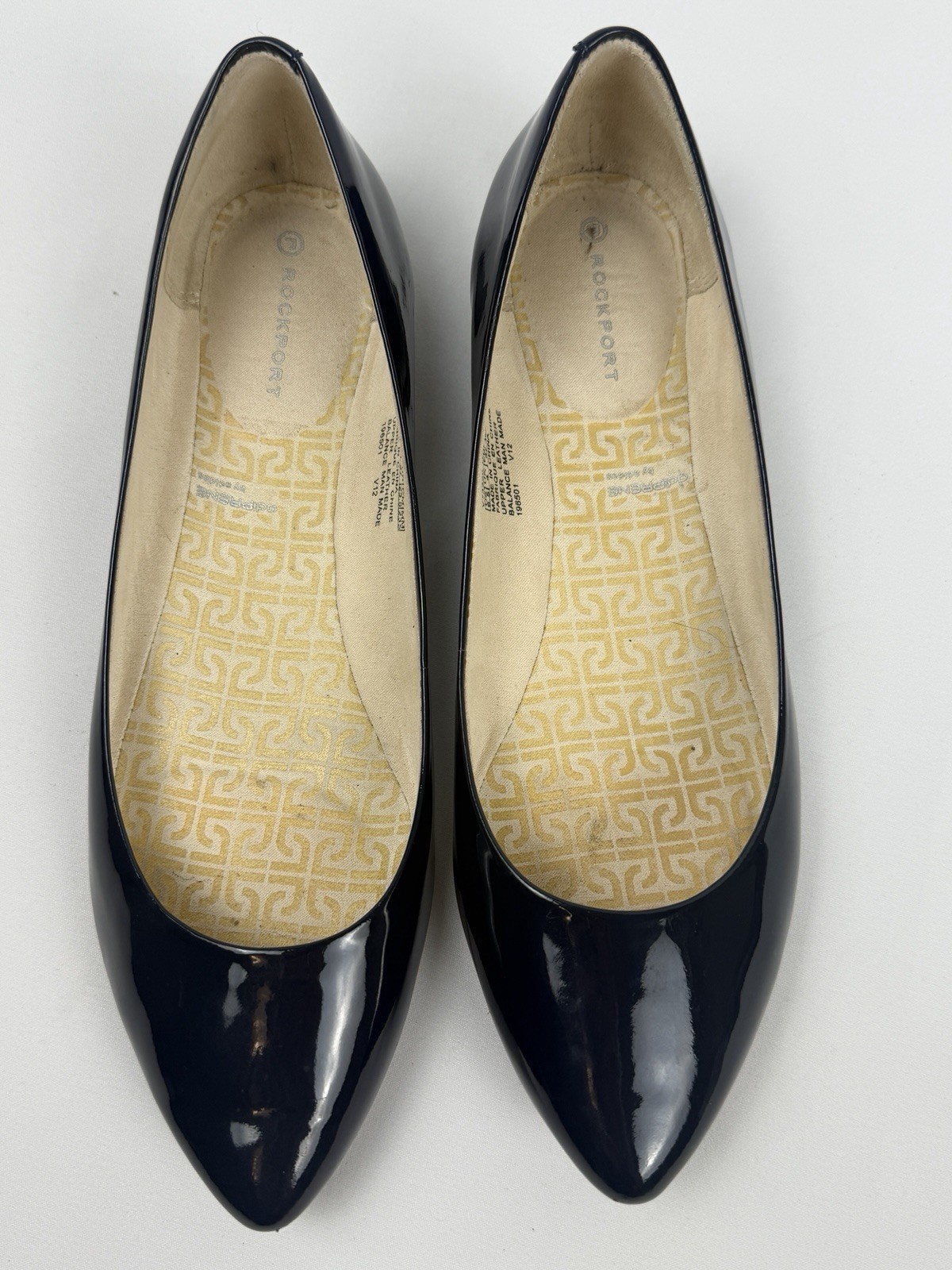 Rockport Women’s 6.5M Navy Patent Leather Pointed Toe Slip-On Ballet Flats